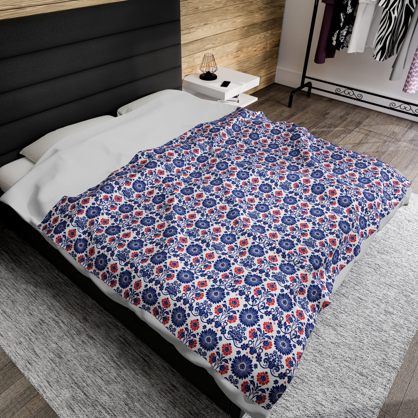 Charming Folk Blooms in Classic Polish Pottery Inspired Floral Pattern in Blue and Red Velveteen Plush Blanket 3 Sizes