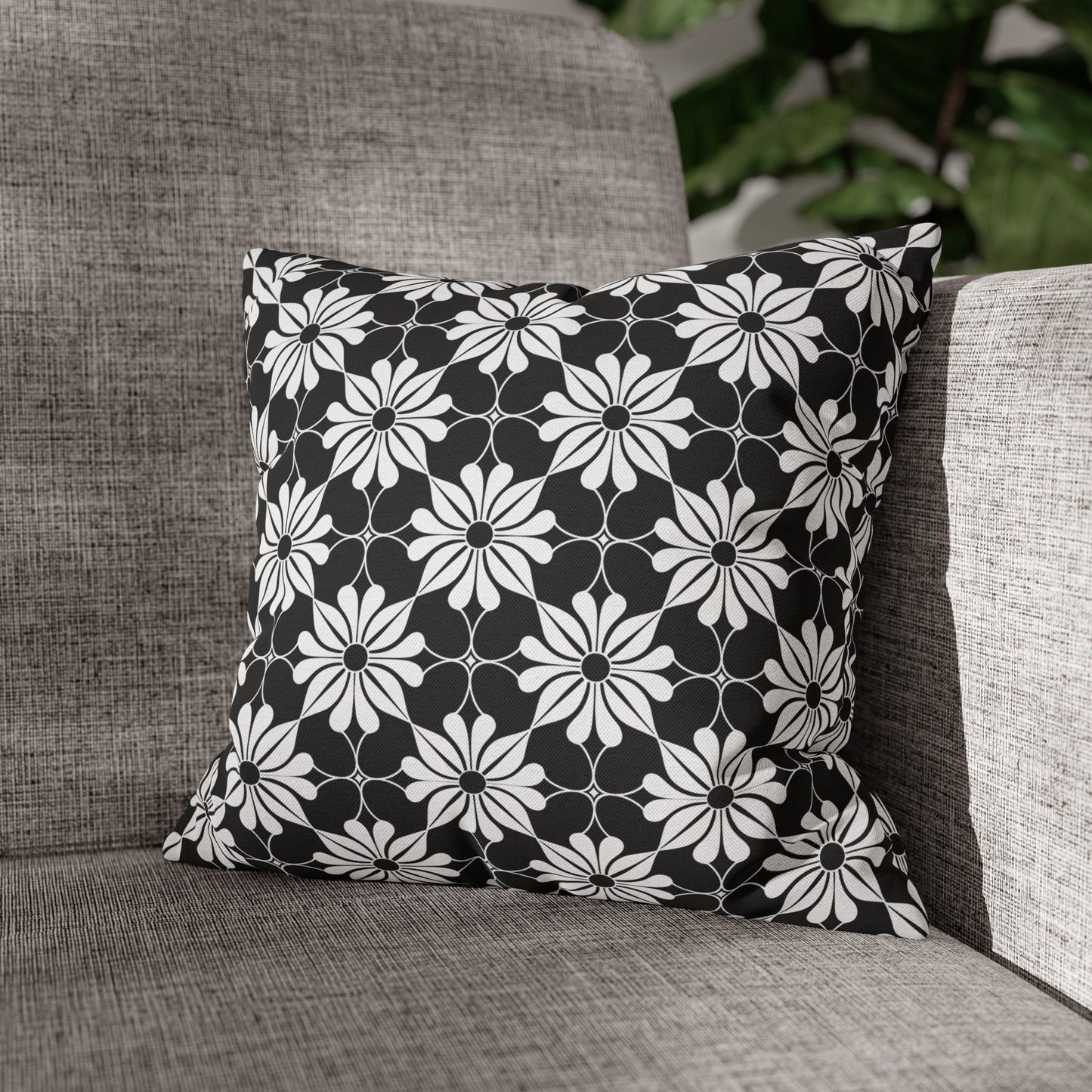 Retro Chic Monochrome Floral Geometric Flowers Spun Polyester Square Pillowcase 4 Sizes