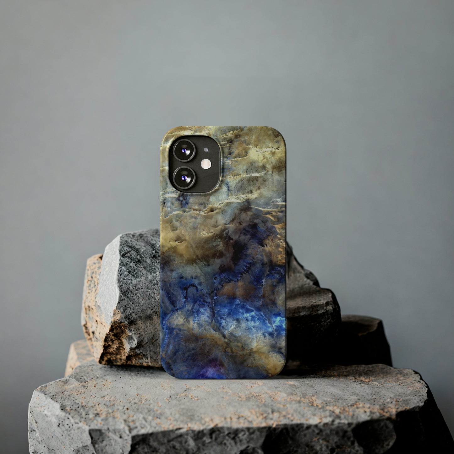 Ocean and Beach Abstract Iphone 15-12 Slim Phone Case