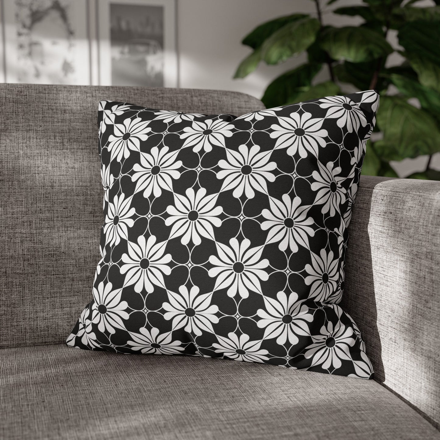 Retro Chic Monochrome Floral Geometric Flowers Spun Polyester Square Pillowcase 4 Sizes