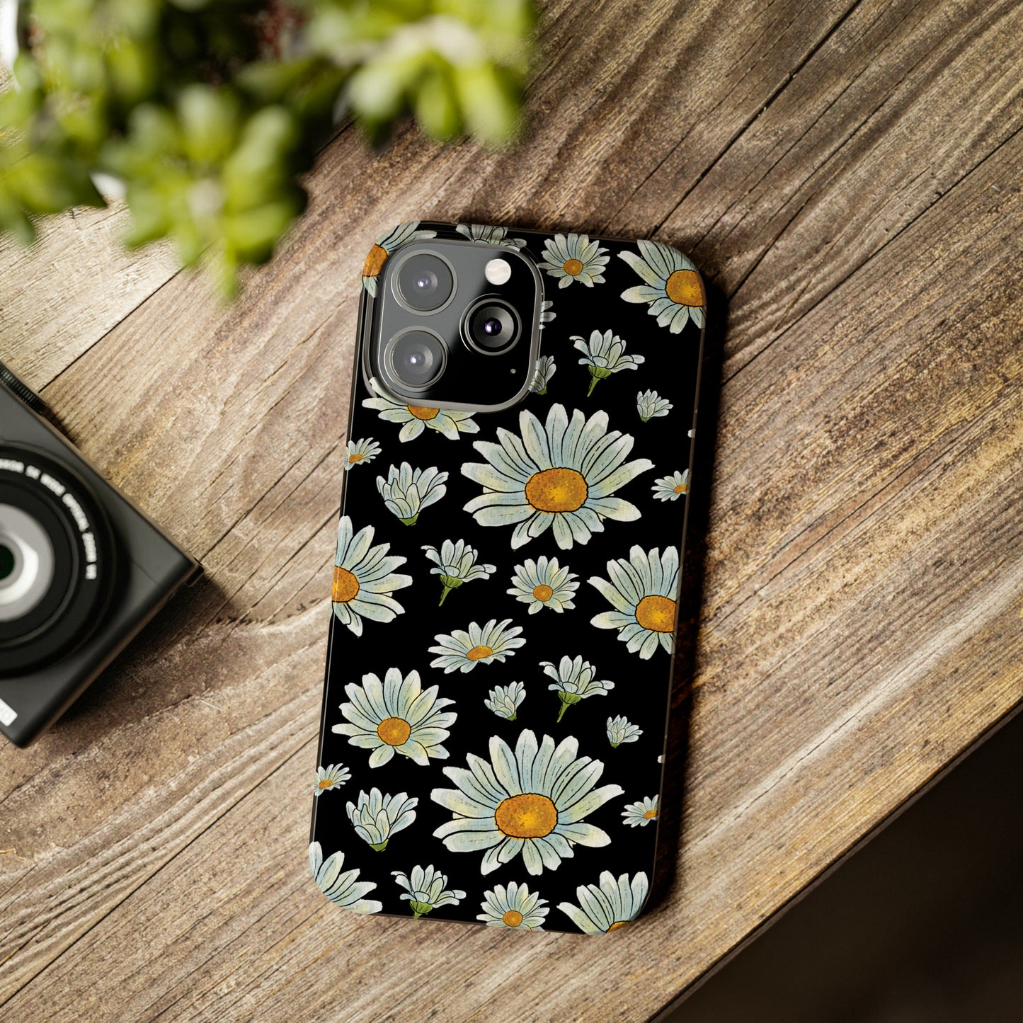 Large Watercolor Summer Daisies Blooming Against a Bold Black Background Iphone 15-12 Slim Phone Case