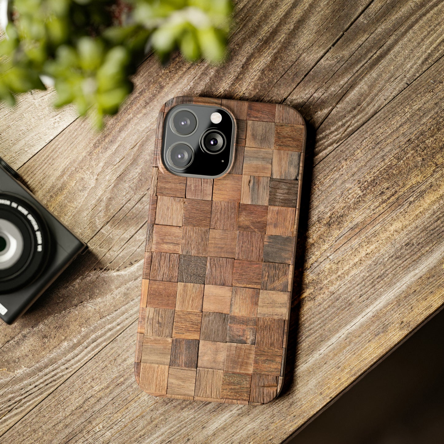 Organic Elegance Natural Woven Wood Design Design Iphone 15-12 Slim Phone Case