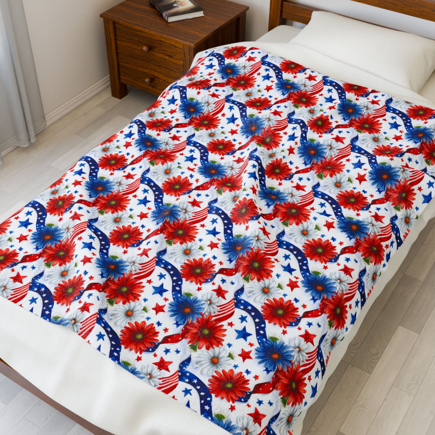 Patriotic Flowers Stars and Stripes Print Velveteen Plush Blanket 3 Sizes