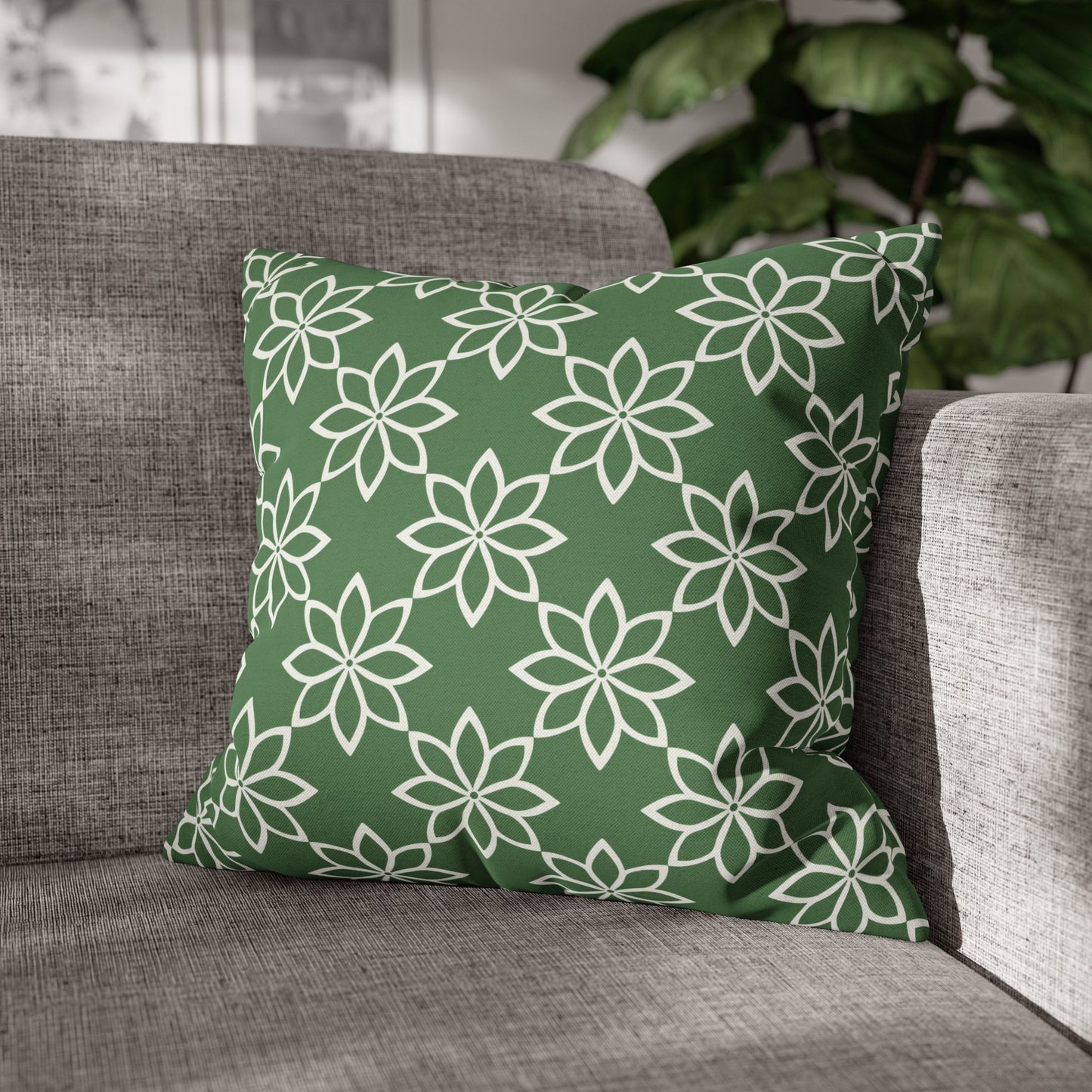 Modern Minimalist Green and White Geometric Floral Design Spun Polyester Square Pillowcase 4 Sizes