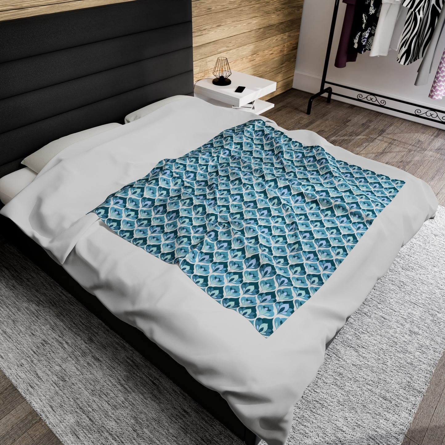 Serene Leaf Motifs Cascading in Cool Hues of Oceanic Blues Velveteen Plush Blanket 3 Sizes