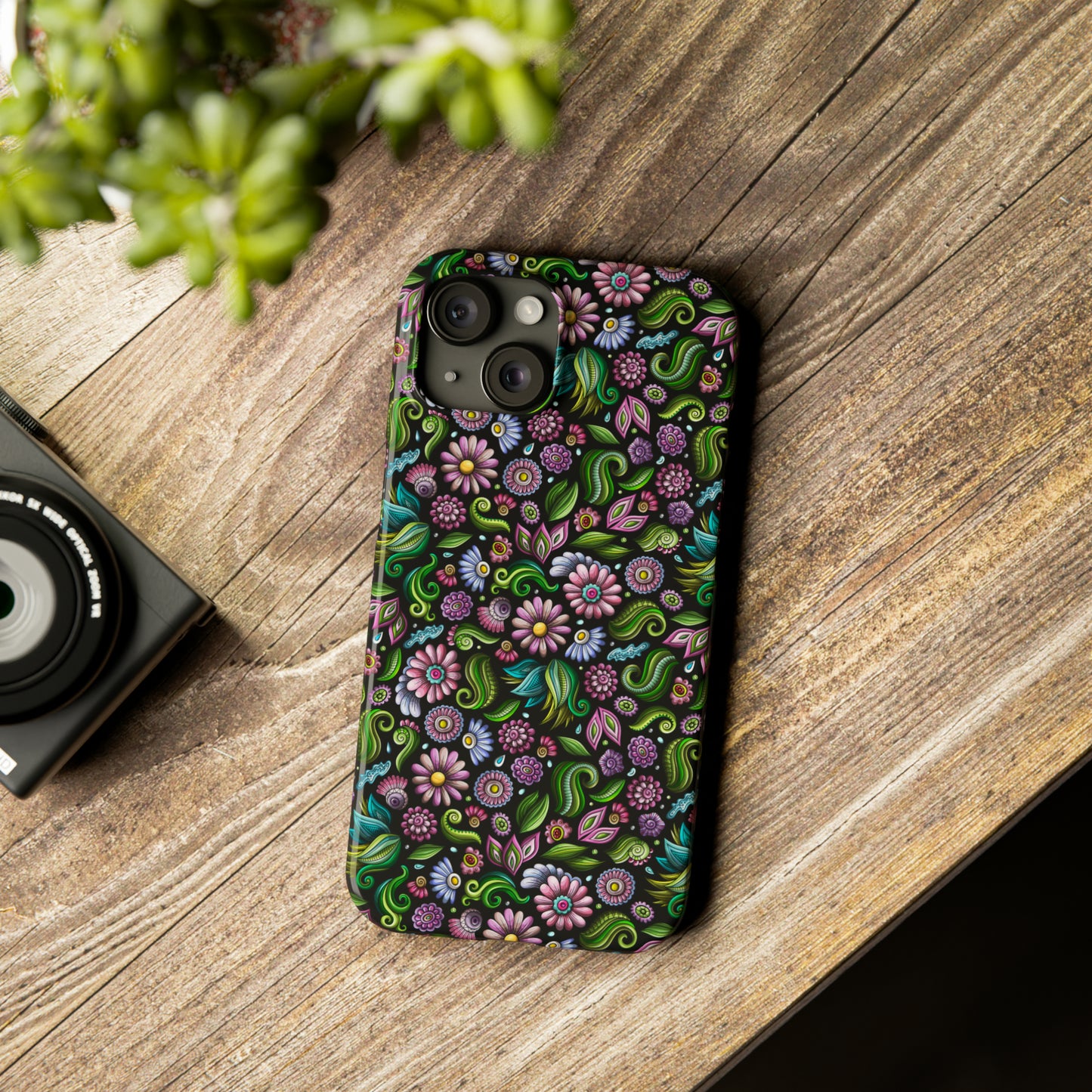 Purple & Pink Daisy Floral Print on Black Background Iphone 15-12 Slim Phone Case