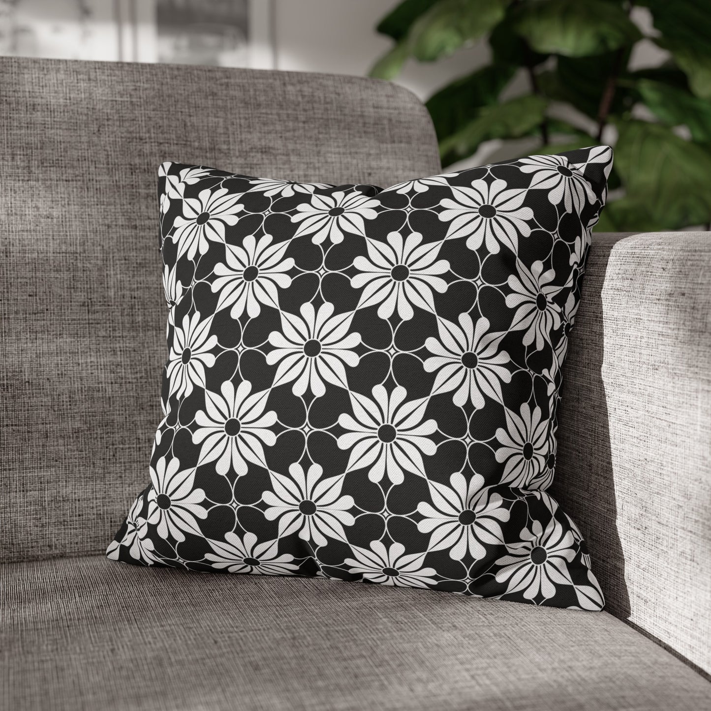 Retro Chic Monochrome Floral Geometric Flowers Spun Polyester Square Pillowcase 4 Sizes