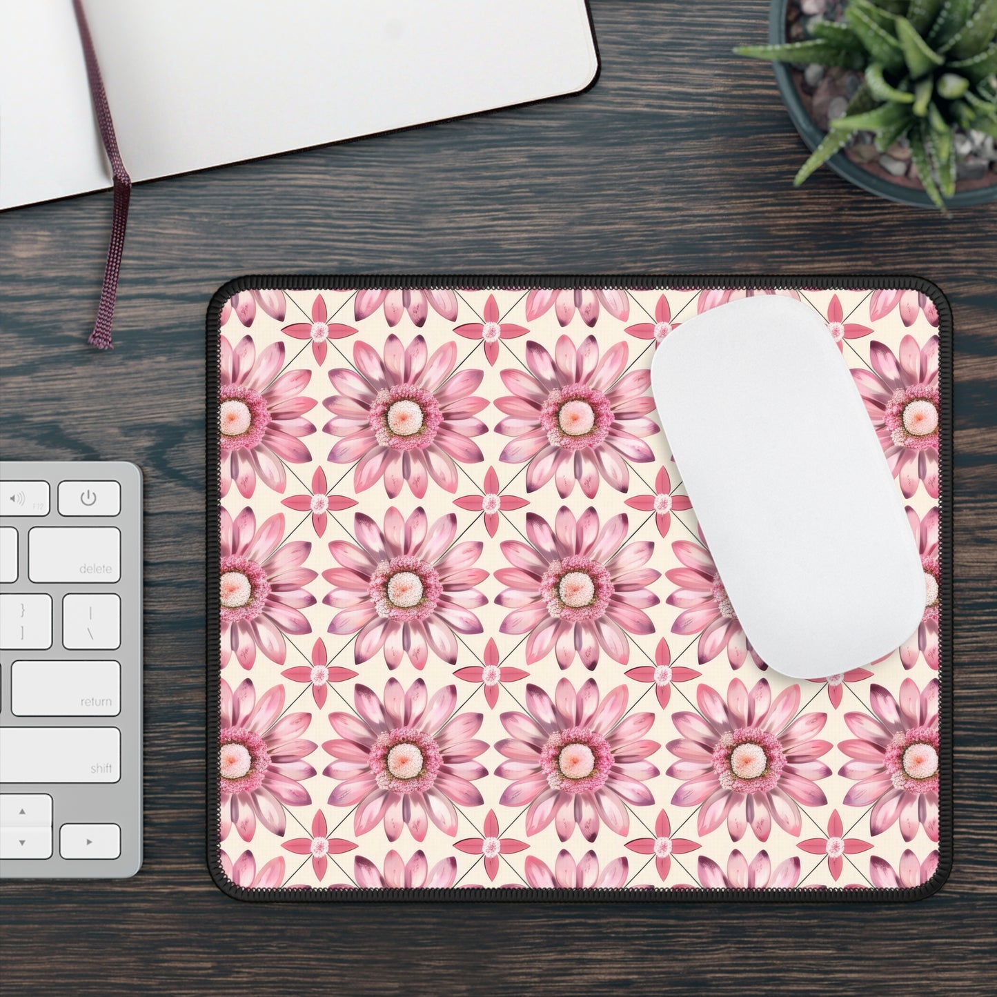 Radiant Pink Daisy Floral Pattern Mouse Pad with Finished Edges