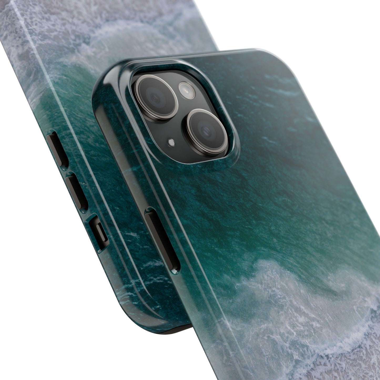 Ocean's Embrace: Deep Green Waters with White Waves Crashing onto the Beach Design Iphone Tough Phone Case