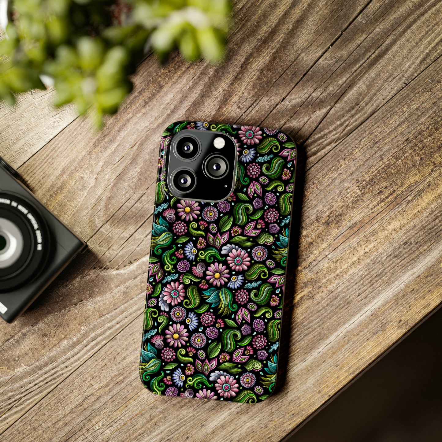 Purple & Pink Daisy Floral Print on Black Background Iphone 15-12 Slim Phone Case