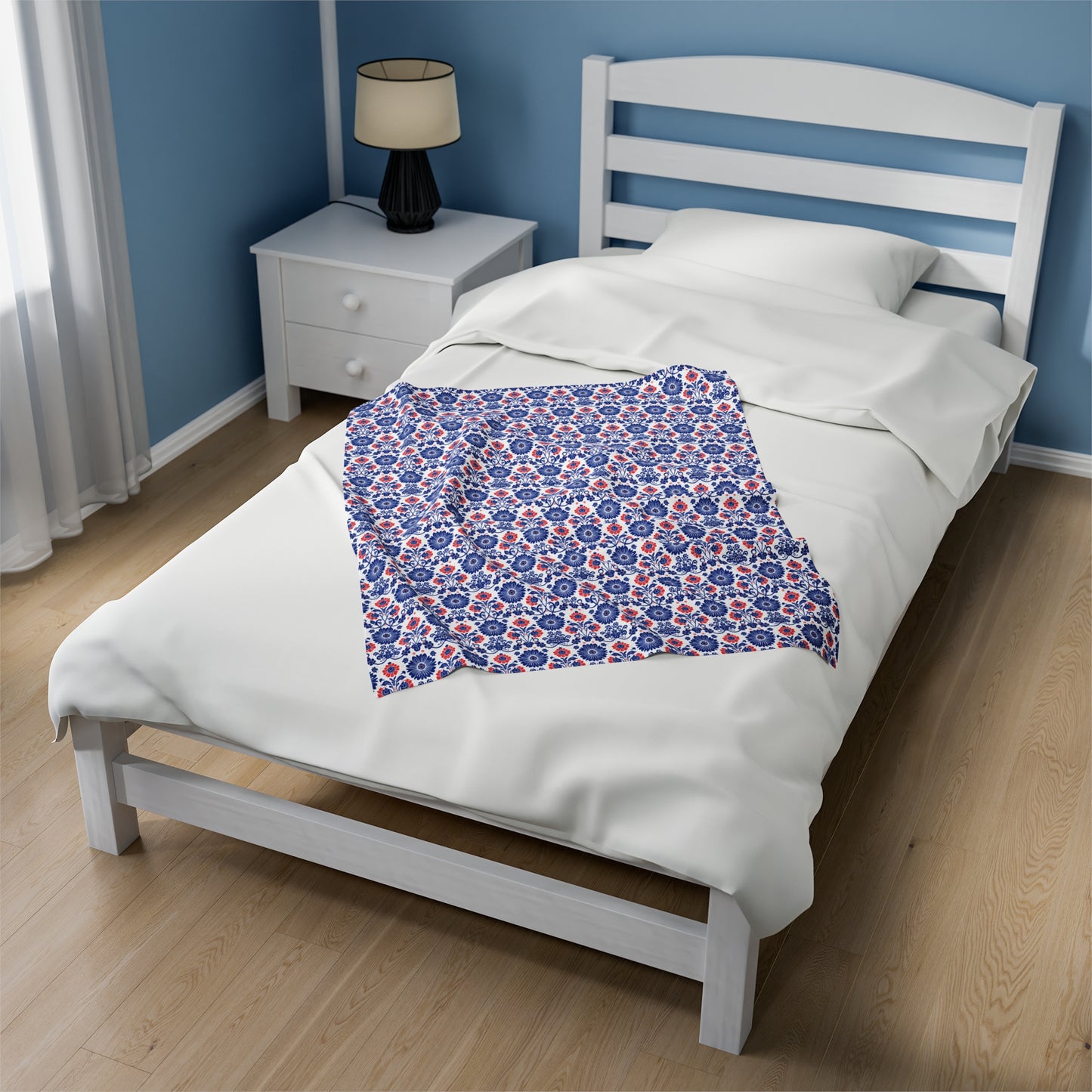 Charming Folk Blooms in Classic Polish Pottery Inspired Floral Pattern in Blue and Red Velveteen Plush Blanket 3 Sizes