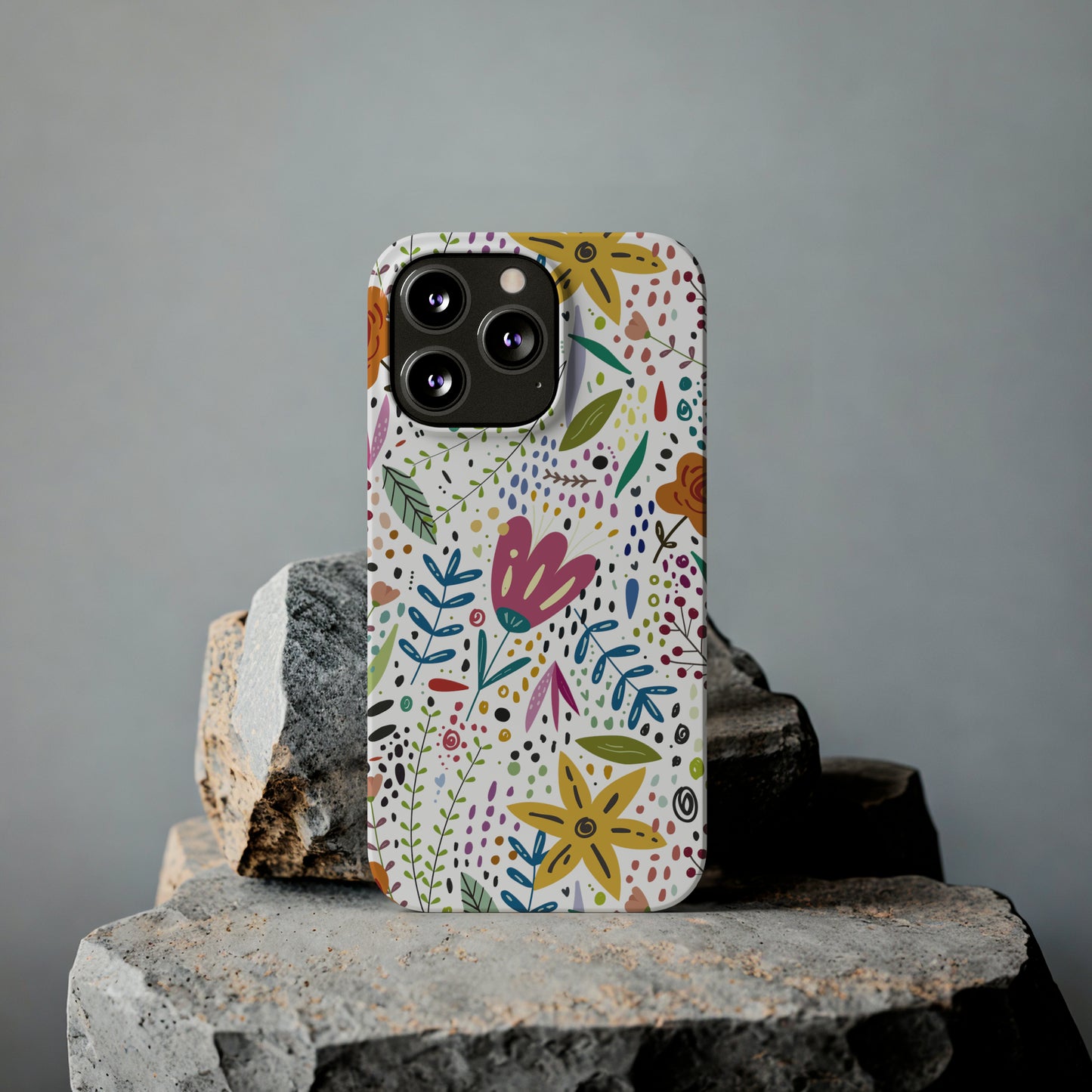 Springtime Splendor: Hand-Drawn Flowers Bursting with Vibrant Colors Design Iphone 15-12 Slim Phone Case