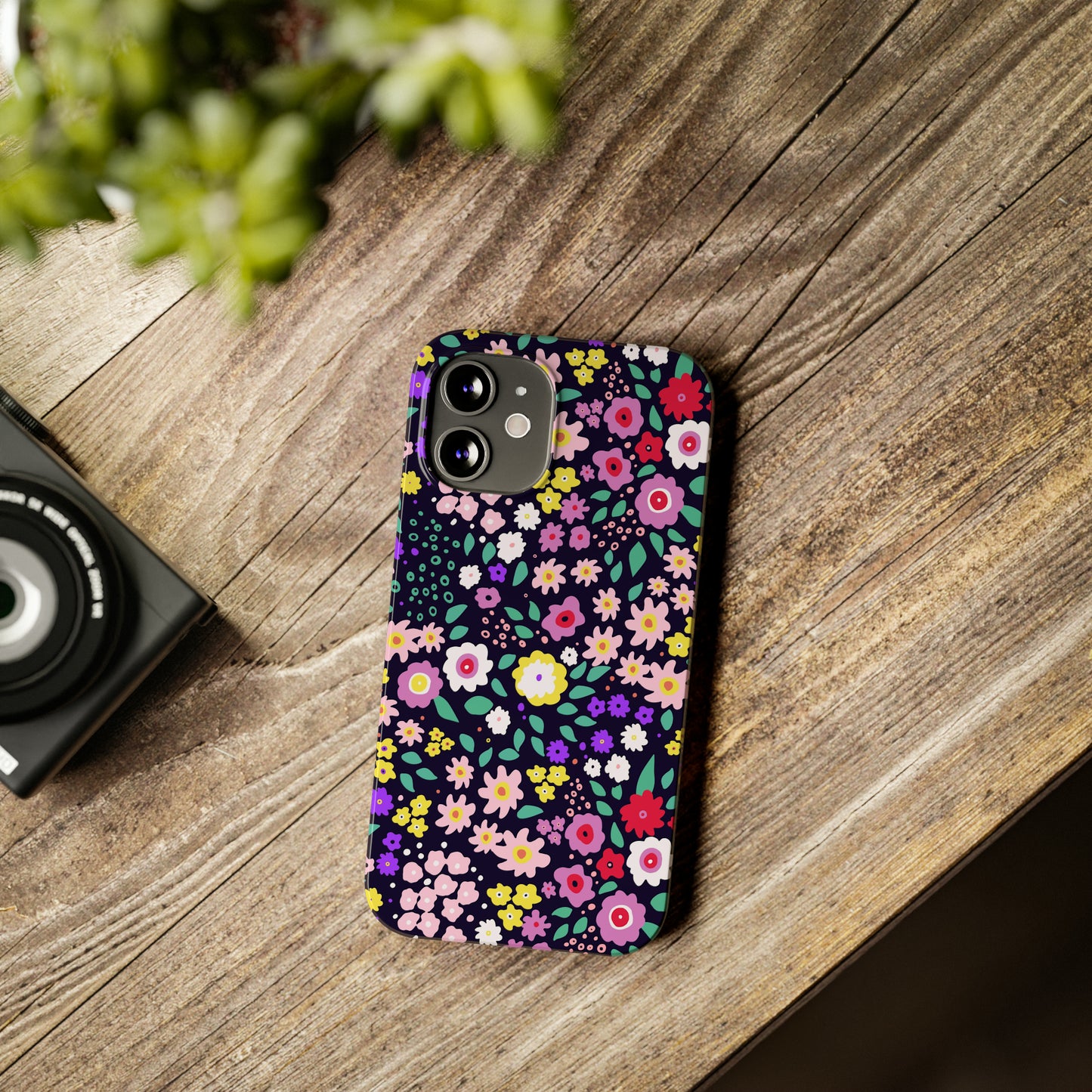 Tiny Colorful Flowers Iphone 15-12 Slim Phone Case