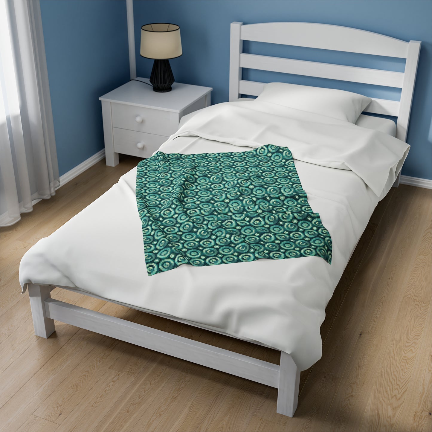 Oceanic Echoes of Layered Circles in Turquoise and Aqua Velveteen Plush Blanket 3 Sizes