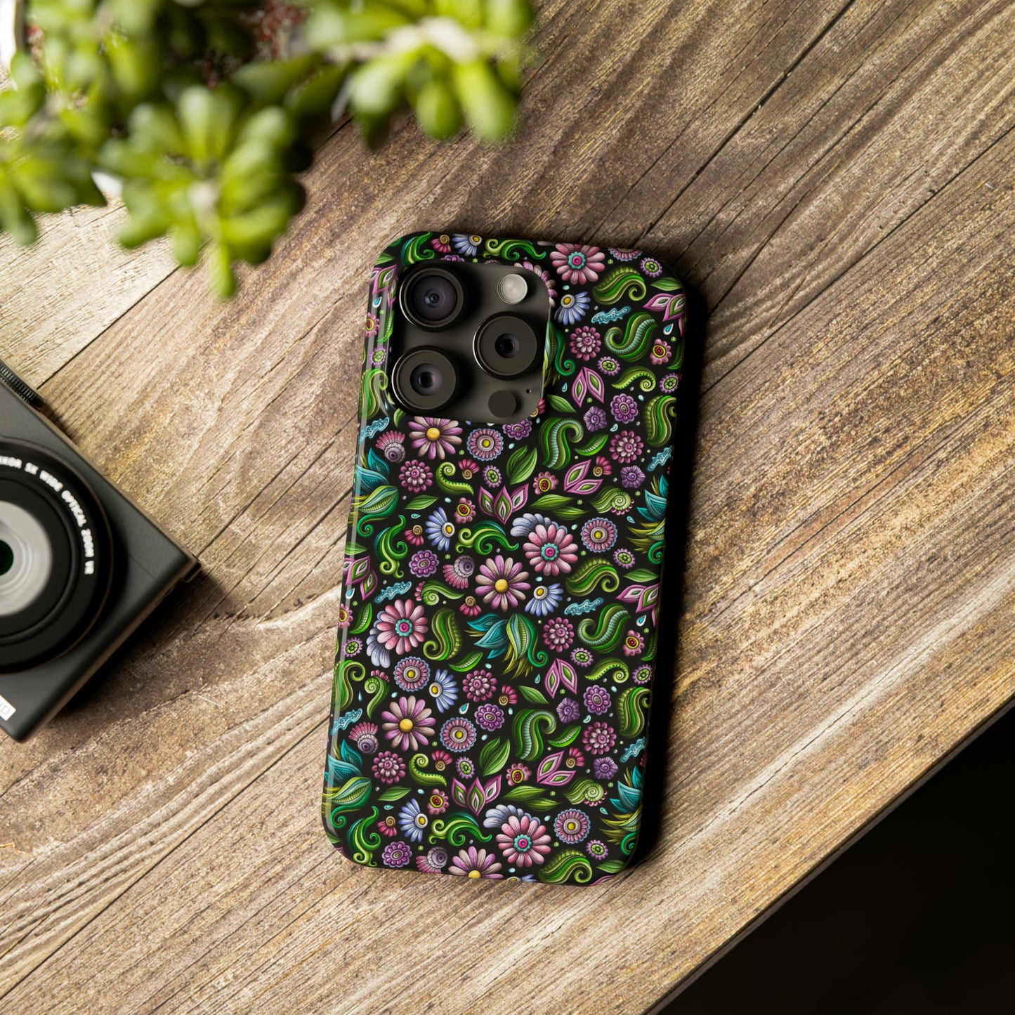 Purple & Pink Daisy Floral Print on Black Background Iphone 15-12 Slim Phone Case