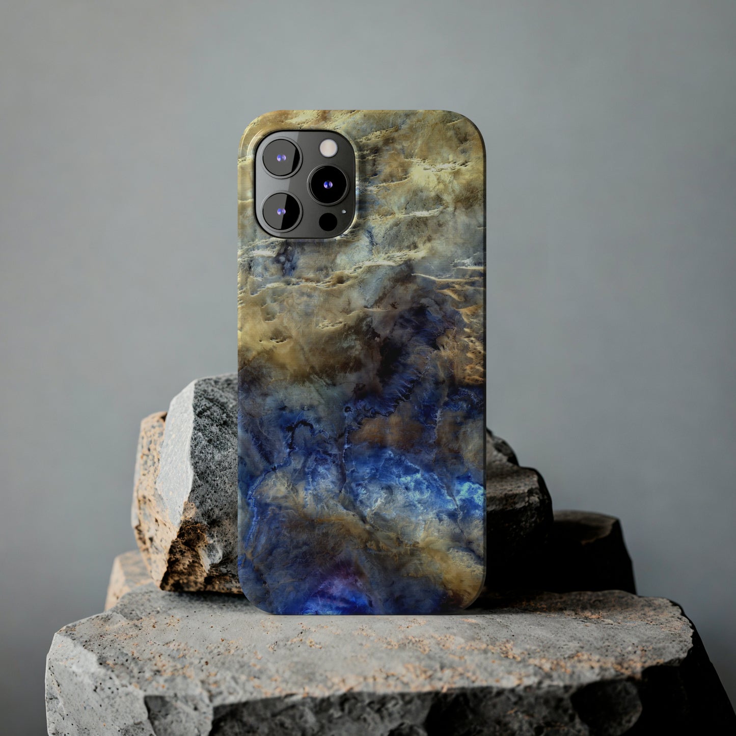 Ocean and Beach Abstract Iphone 15-12 Slim Phone Case